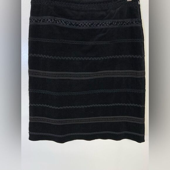 Marisa Christina Vintage Black Velvet Ribbon Trimmed Side Zip Lined Skirt Size 6 - Picture 9 of 9